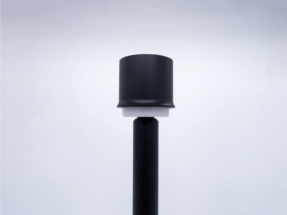 Lumien Aluminum 18in Riser LED Light
